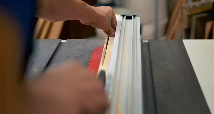 Bifold Door Seal Repair in Crestview, FL