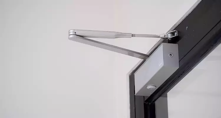 Screen Door Closer Repair in Crestview, FL