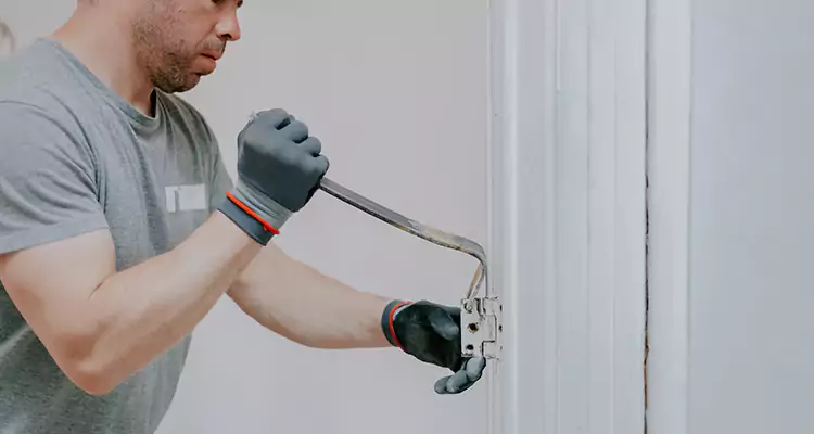 Cracked Door Jamb Repair in Crestview, FL