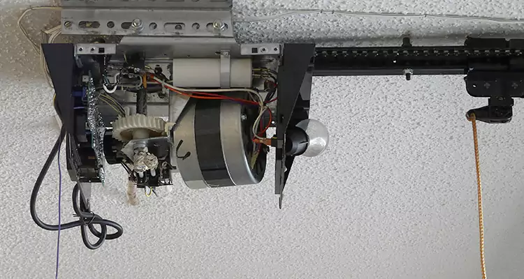 Emergency Garage Door Opener Repair in Crestview, FL