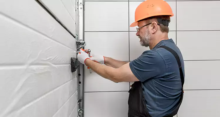 Emergency Garage Door Repair in Crestview, FL