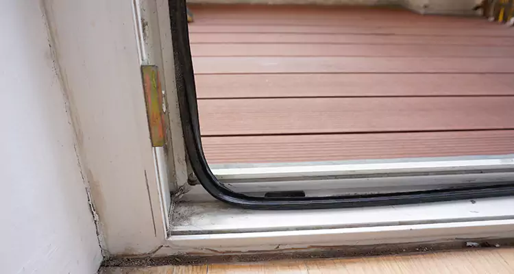 Why Choose Us for Leaking Sliding Glass Door Repair in Crestview, FL?