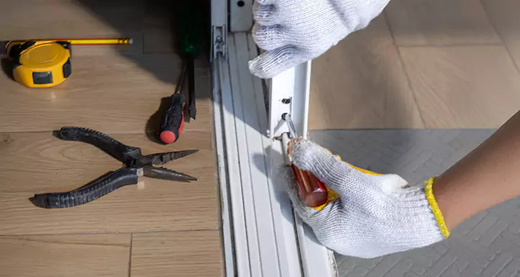 Screen Door Wheel Replacement in Crestview, FL