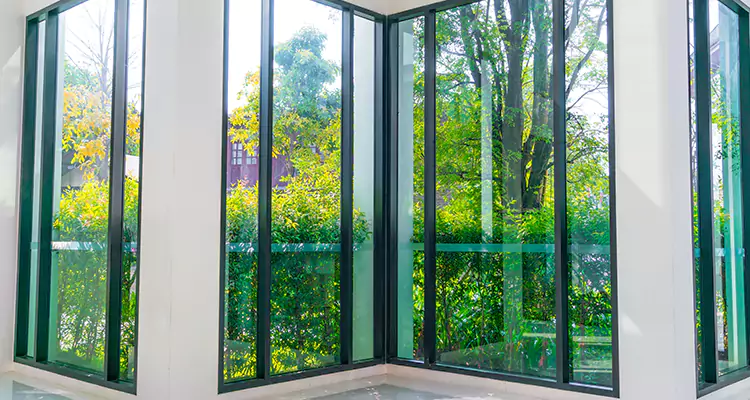 Emergency Balcony Door Glass Repair in Crestview, FL