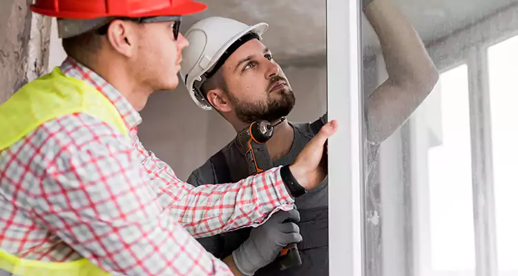 Sliding Patio Door Sticking? Expert Repair in Crestview, FL.