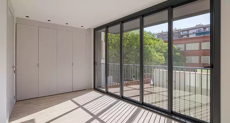 Fix Sliding Screen Door Track in Crestview, FL